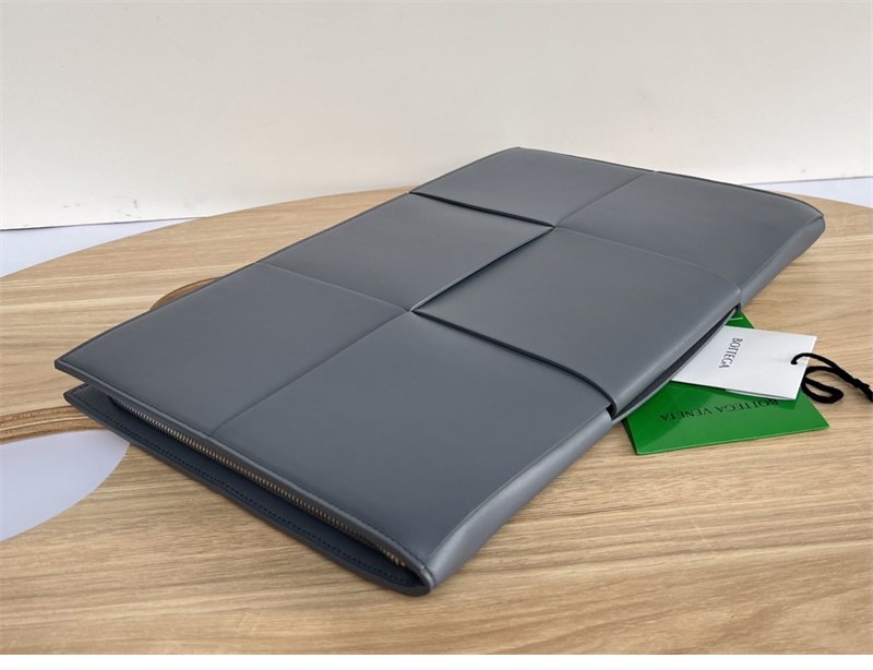 보테가 베네타 아르코 도큐먼트 케이스 “ 4 COLOR ”