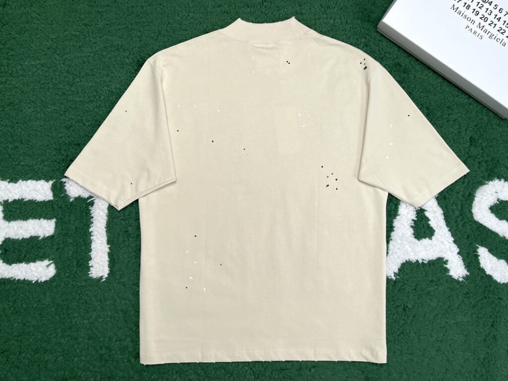 마르지엘라 페인팅 로고 반팔 티셔츠 베이지