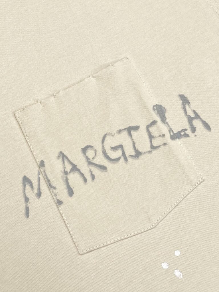 마르지엘라 페인팅 로고 반팔 티셔츠 베이지