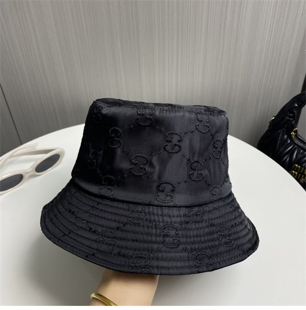 구찌 GG 버킷햇