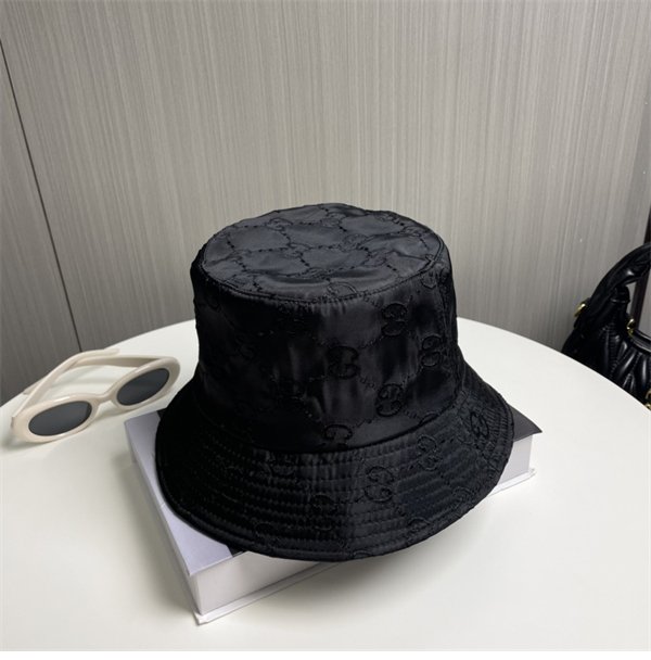 구찌 GG 버킷햇
