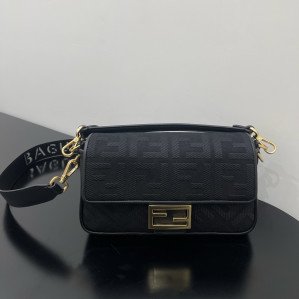 펜디 미디움 바게뜨 FF 3D 엠보스드