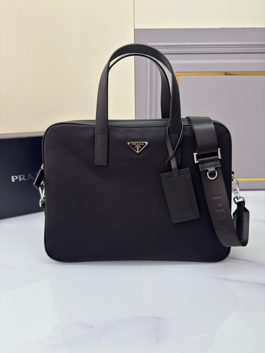 프라다 리나일론 사피아노 브리프 케이스