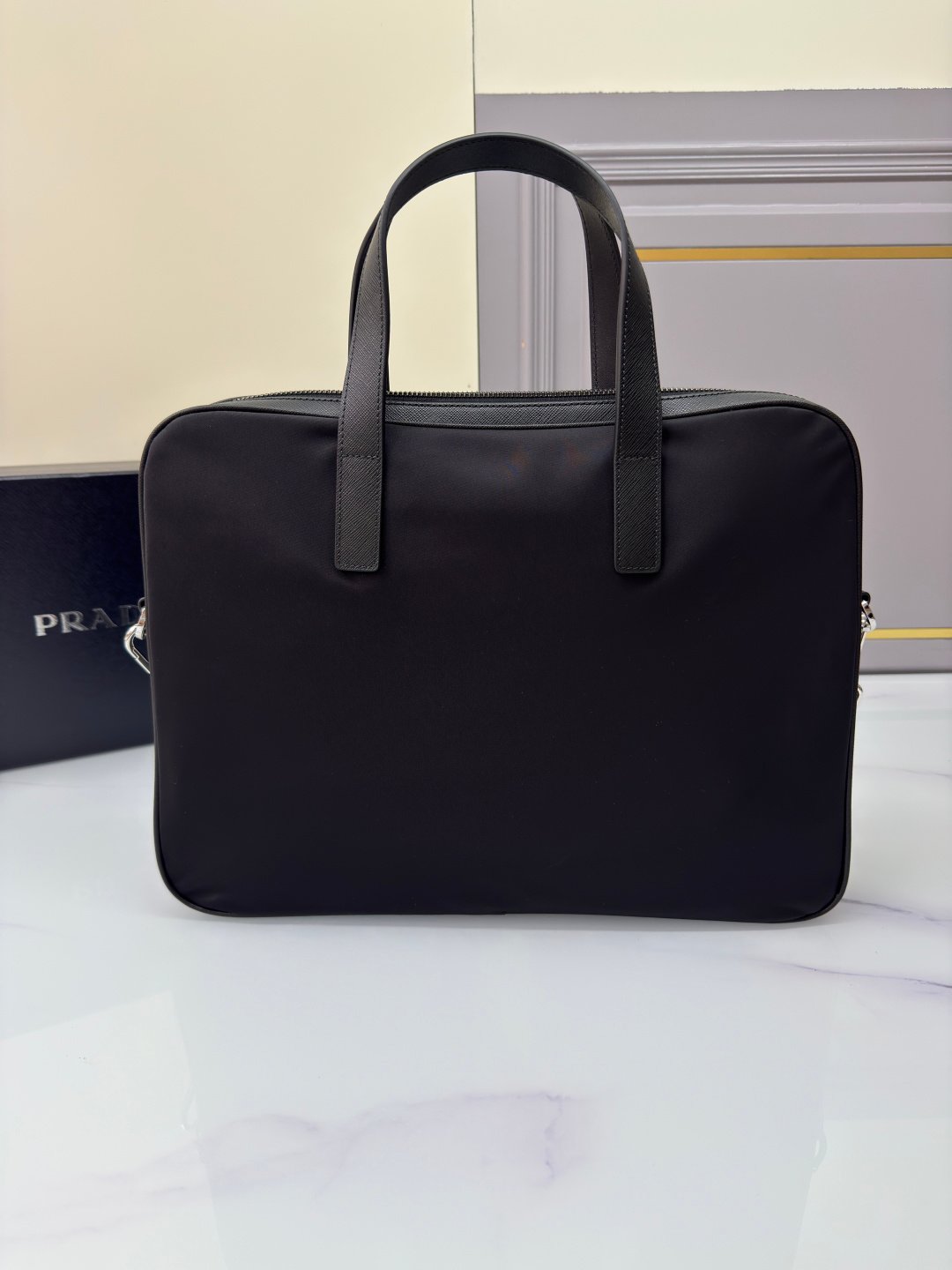 프라다 리나일론 사피아노 브리프 케이스