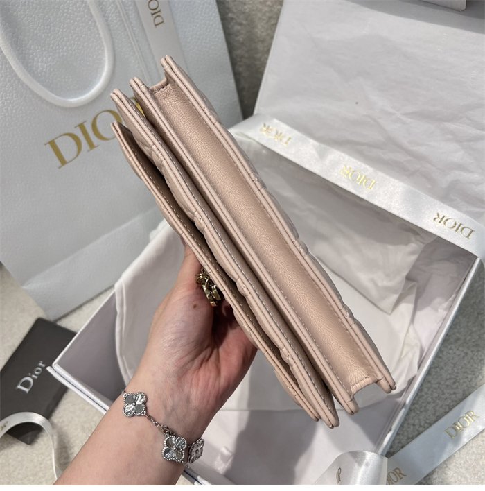 디올 미스 디올 미니 체인백 파우더 핑크 까나쥬