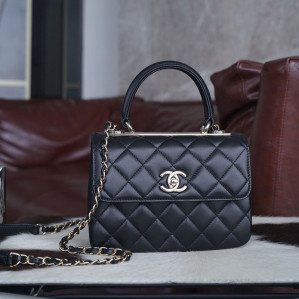 샤넬 트렌디CC 퀼팅 탑핸들 미니