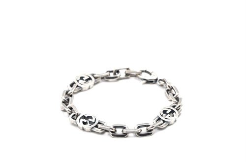 구찌 스털링 인터로킹 G 실버 팔찌