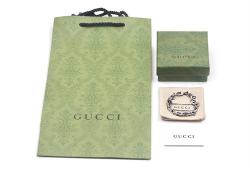 구찌 스털링 인터로킹 G 실버 팔찌