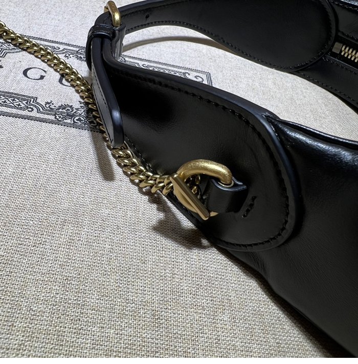 구찌 GG 마몬트 하프문 숄더백 699514