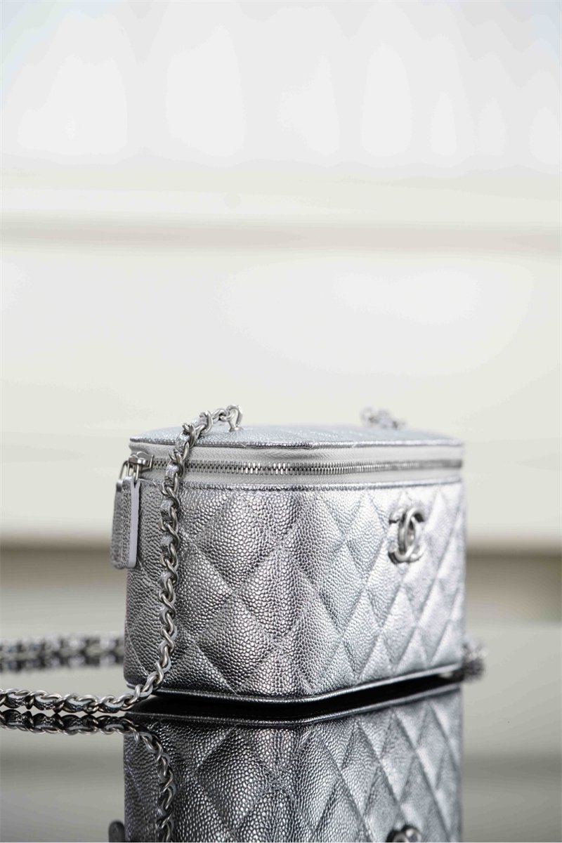 샤넬 25B 스몰 베니티 체인백 실버