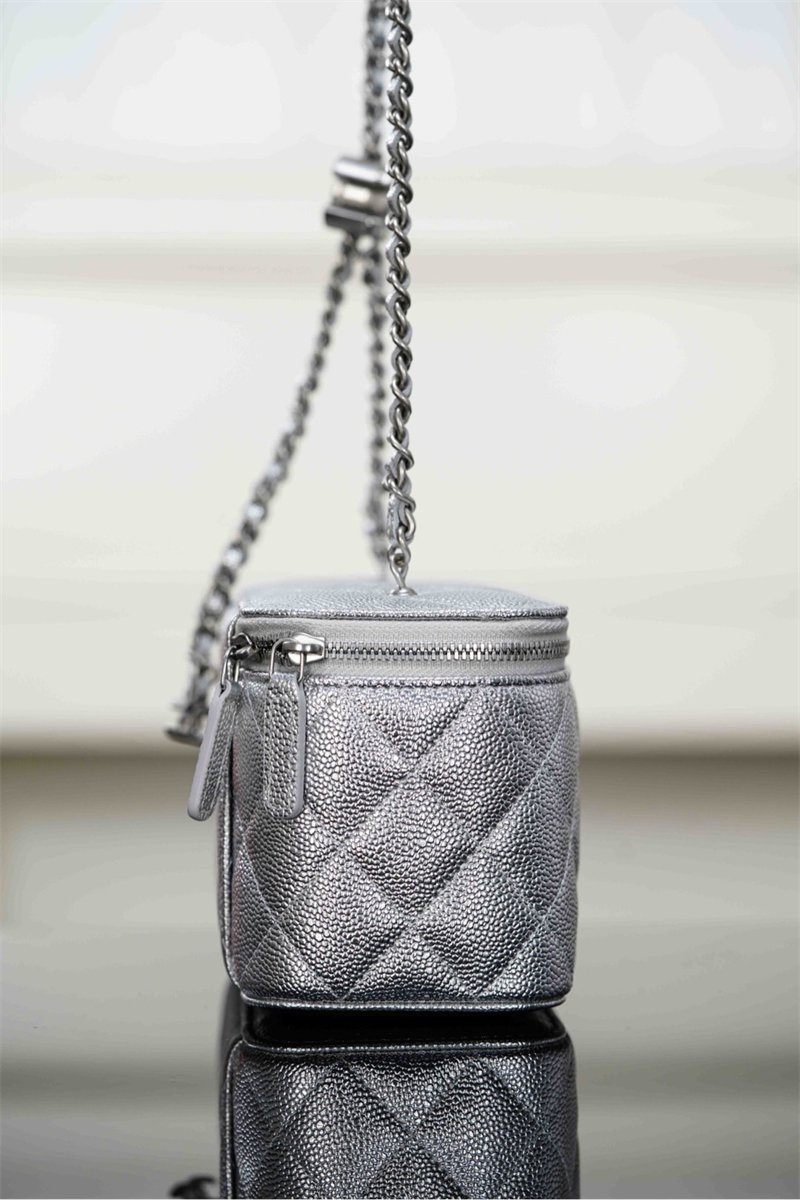 샤넬 25B 스몰 베니티 체인백 실버