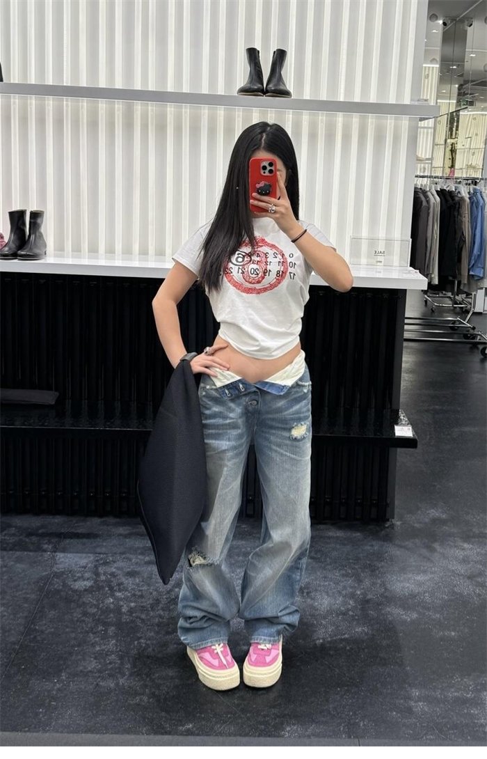 메종 마르지엘라 이어 오브 더 스네이크 반팔 티셔츠