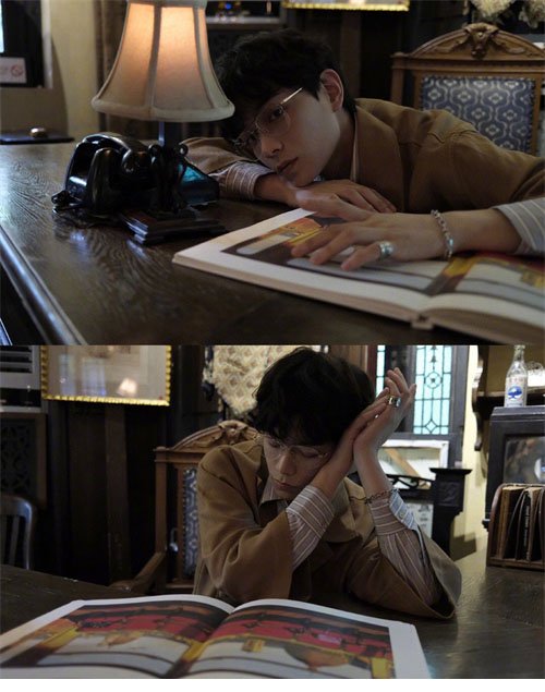 구찌 인터로킹 G 실버 팔찌