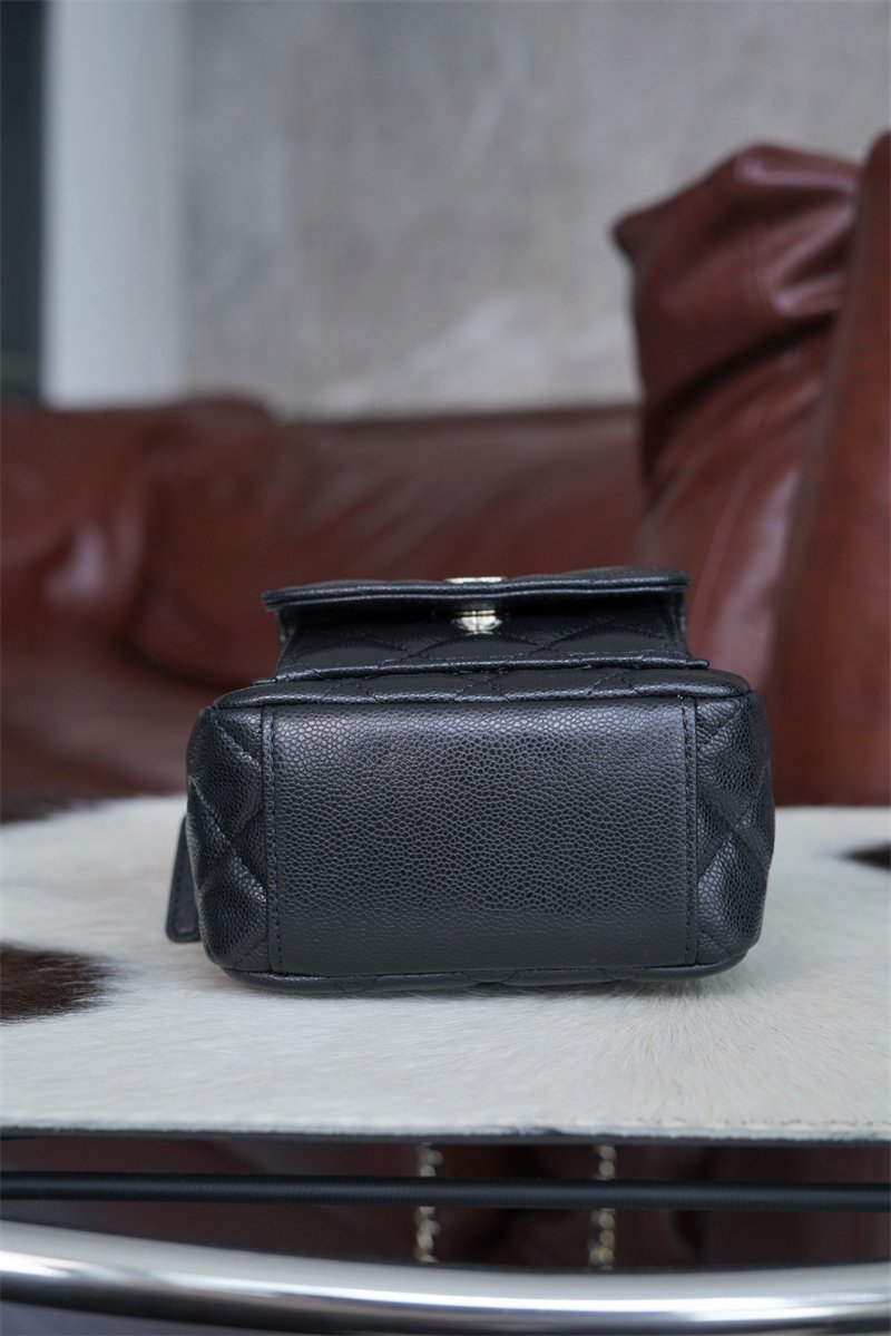 샤넬 24C 탑 핸들 미니 백팩 블랙