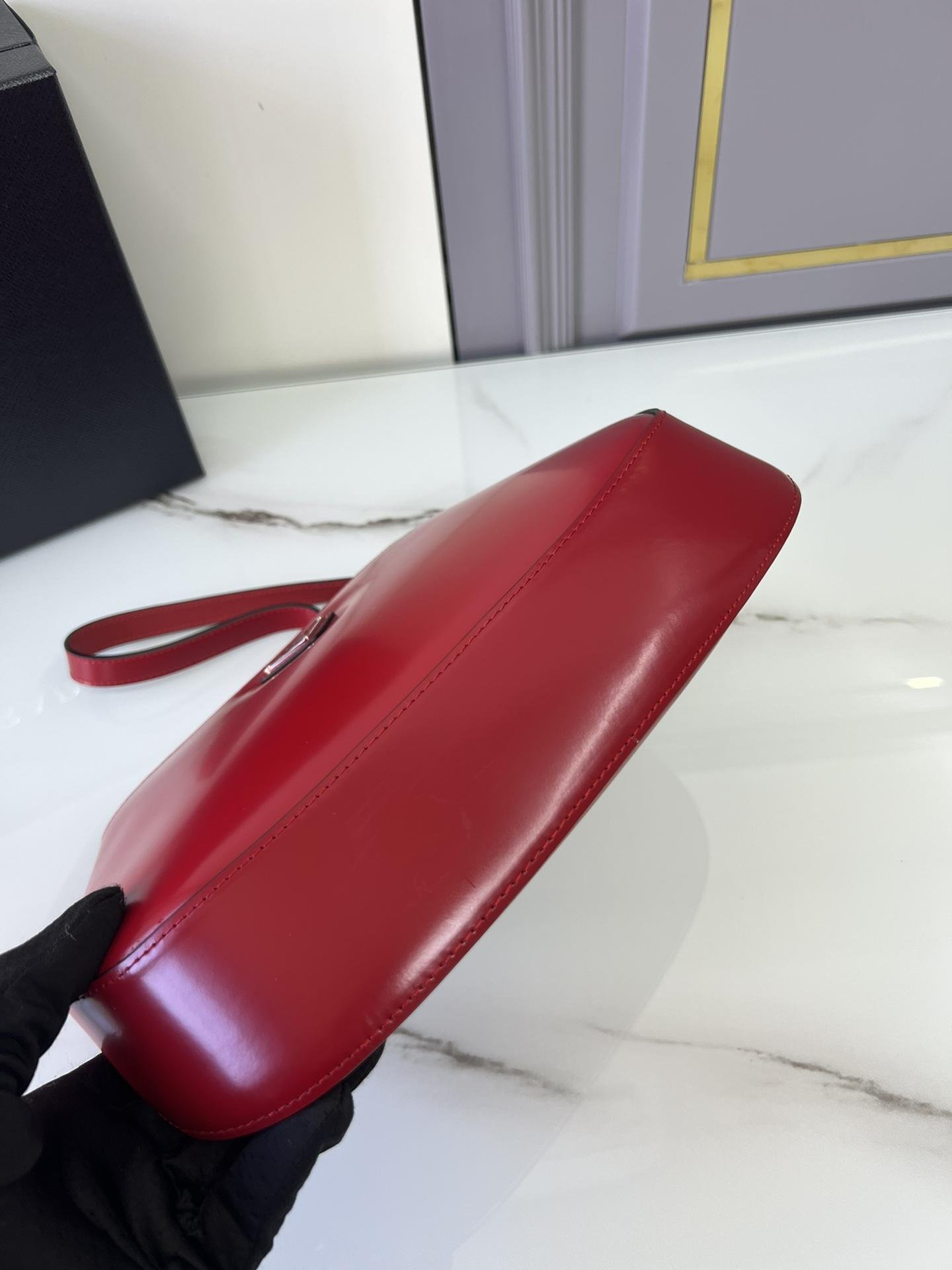 프라다 Cleo Brushed Leather Shoulder