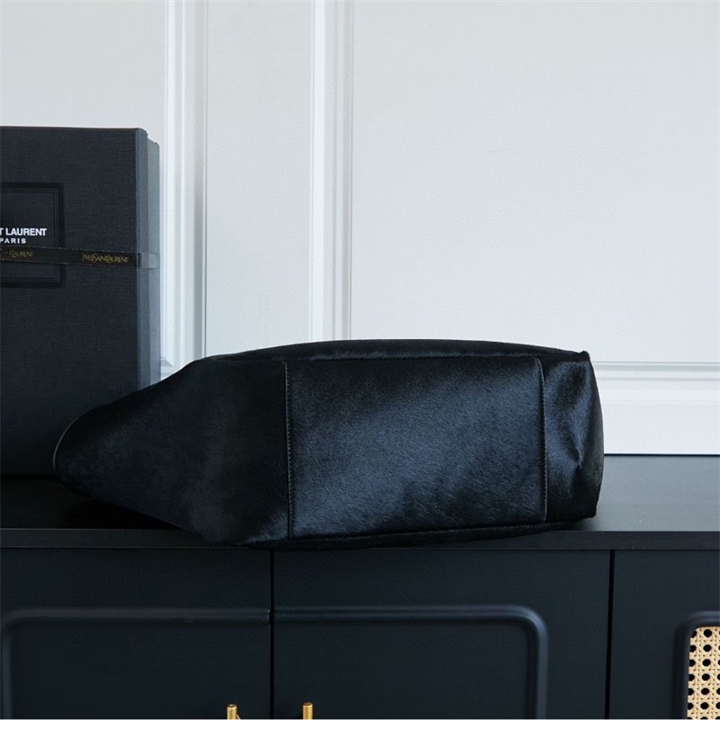 생로랑 Le 5 à 7 베아 쇼퍼토트백 블랙 763435