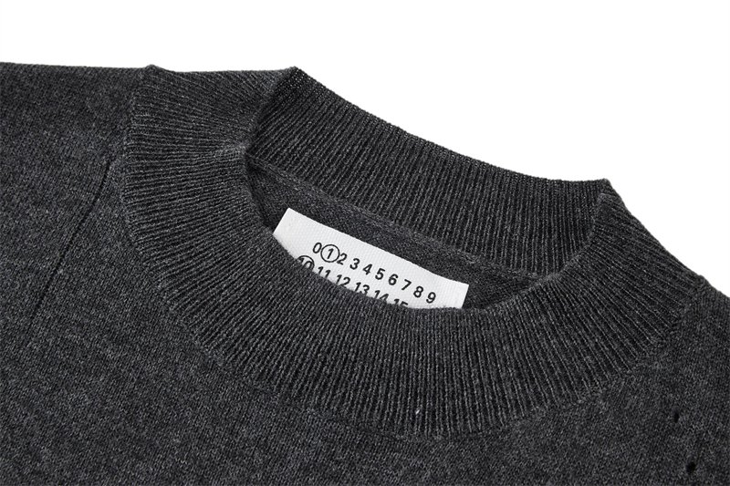 메종마르지엘라 누메릭 울 스웨터