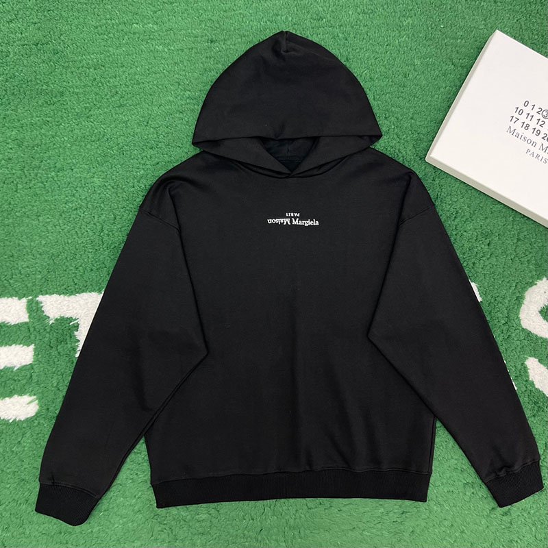 메종마르지엘라 MM6 업사이드 다운 자수 로고 후디 2컬러