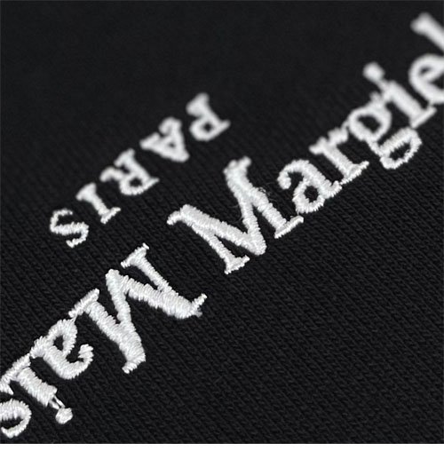 메종마르지엘라 MM6 업사이드 다운 자수 로고 후디 2컬러