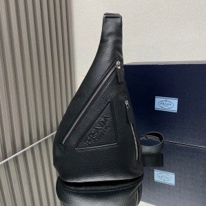 프라다 원 숄더 가죽 슬링 백