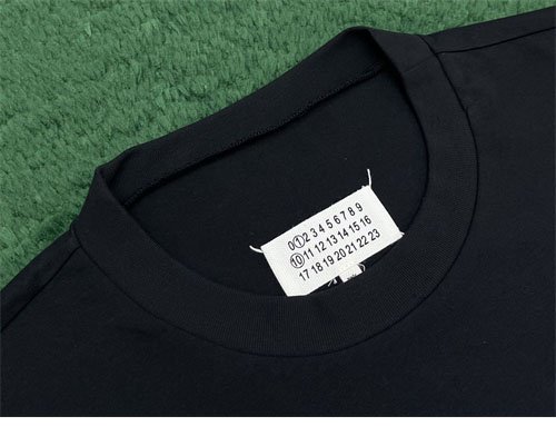 메종마르지엘라 MM6 Logo 자수 반팔 티셔츠