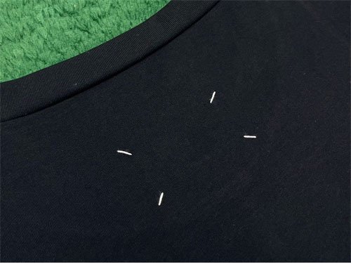 메종마르지엘라 MM6 Logo 자수 반팔 티셔츠