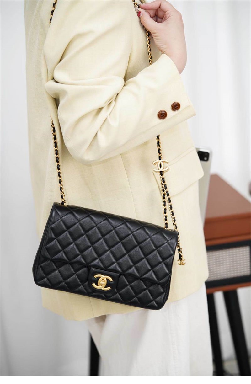 샤넬 25B CC로고 클래식 플랩 라지 백
