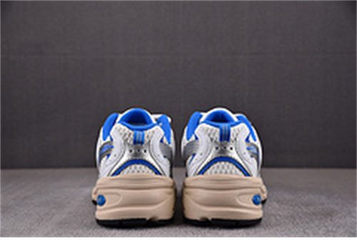 뉴발란스 530 스니커즈 흰파