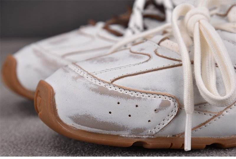 뉴발란스 x 미우미우 530 SL 빈티지 화이트