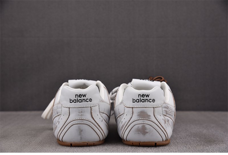 뉴발란스 x 미우미우 530 SL 빈티지 화이트