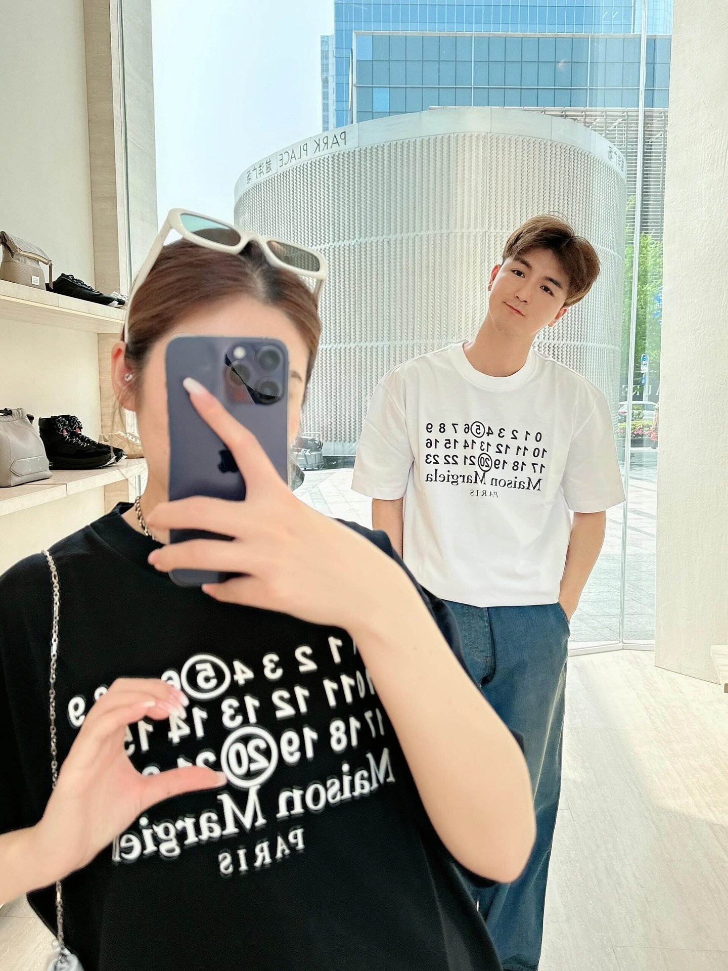 마르지엘라 MM6 시그니처 520 숫자 반팔 티셔츠 “2COLOR”