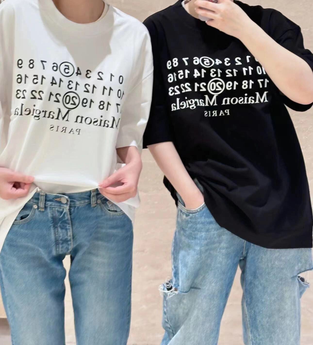 마르지엘라 MM6 시그니처 520 숫자 반팔 티셔츠 “2COLOR”