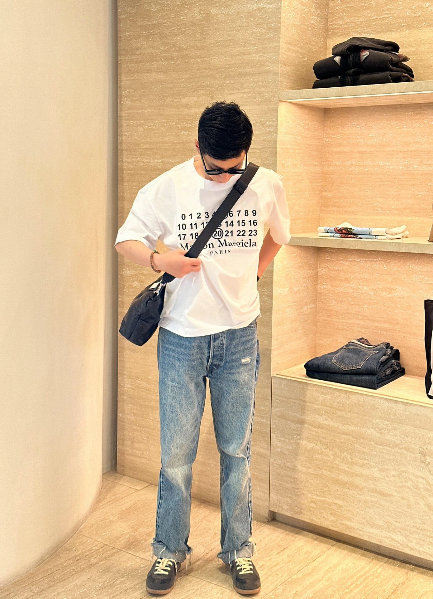 마르지엘라 MM6 시그니처 520 숫자 반팔 티셔츠 “2COLOR”