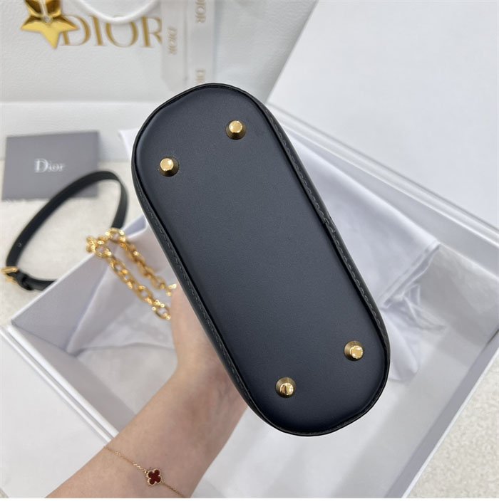 디올 스몰 C’est 쎄 백 오블리크 자카드