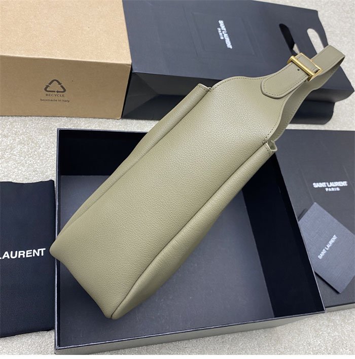 생로랑 LE5À7 호보백 713938