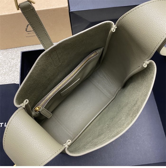 생로랑 LE5À7 호보백 713938