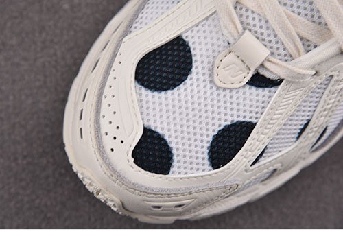 뉴발란스 1906R 폴카 도트 화이트 M1906RPC