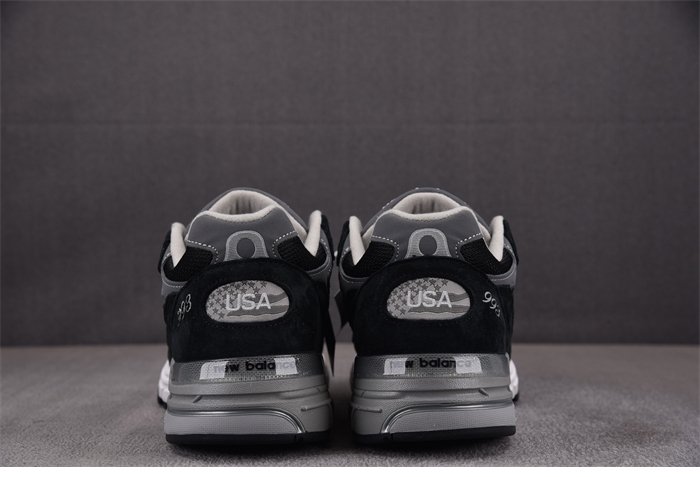 뉴발란스 993 MiUSA 블랙