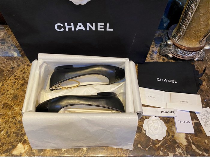 샤넬 22S 발레리나 슈즈